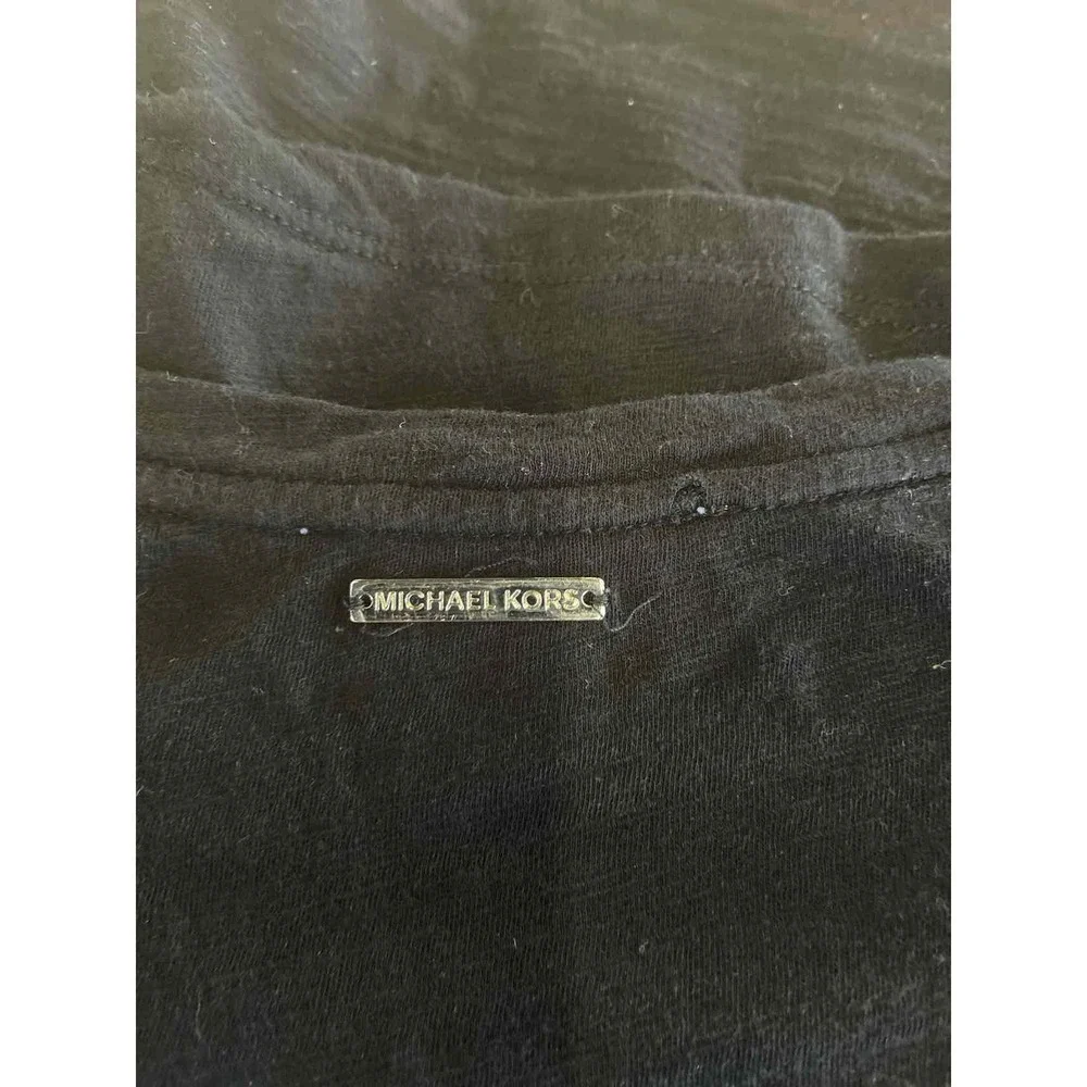 Michael Kors black vneck